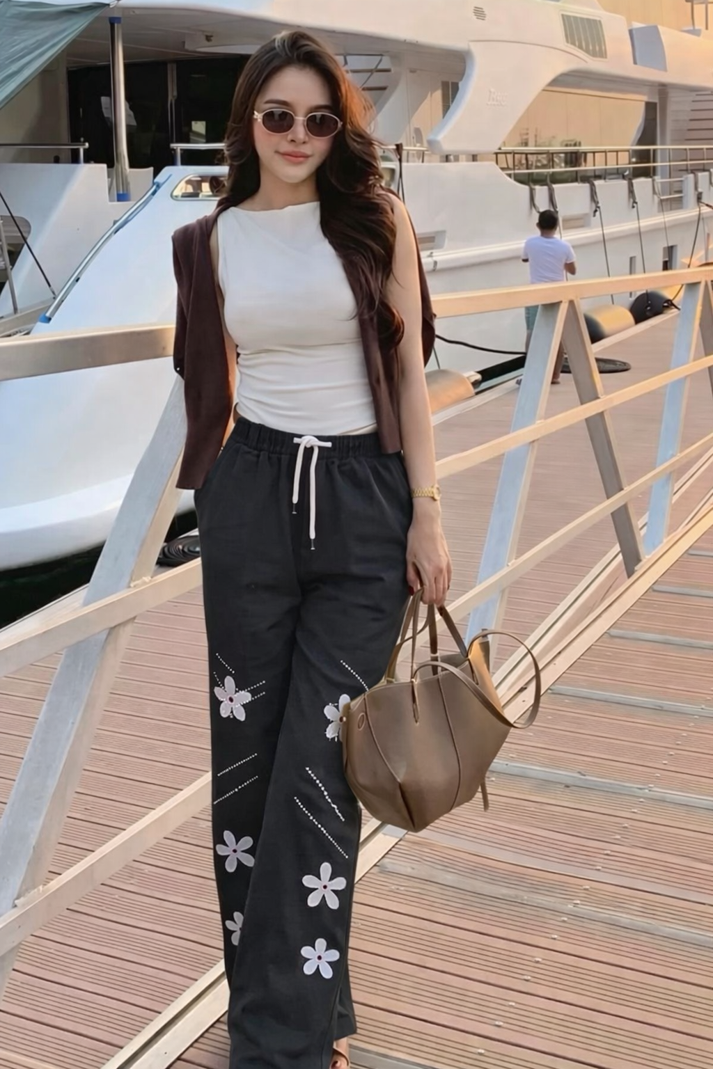 Women's Black Color White Star Embroidered Denim Pants