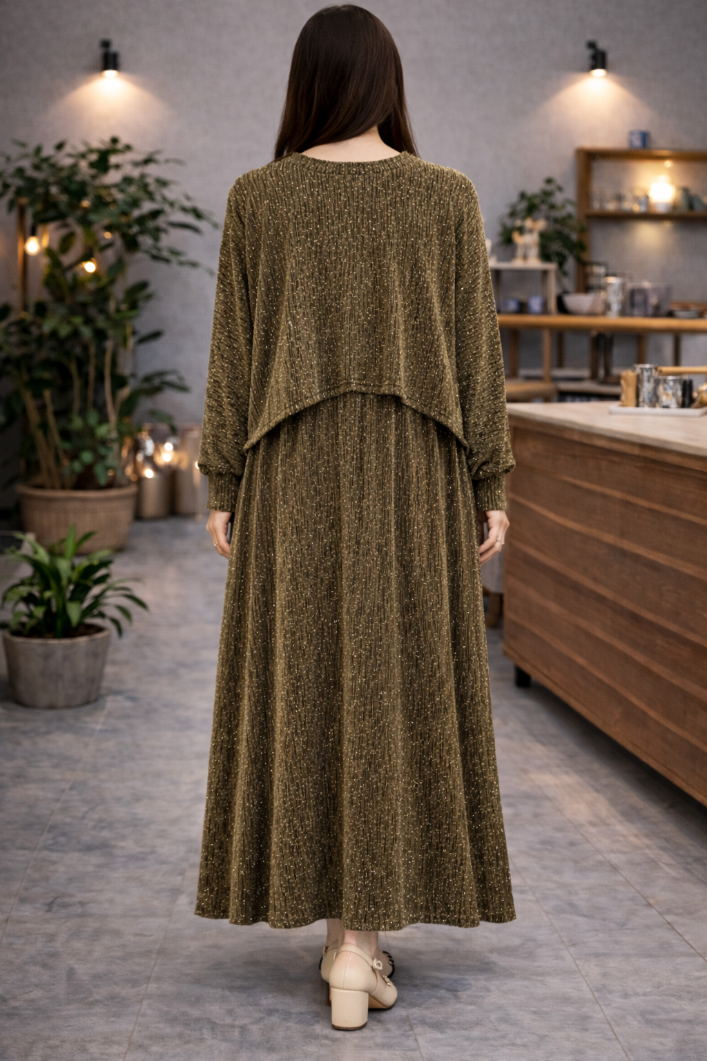 Contemporary 2-Piece Boutique Maxi Outfit - Premium Crinkle Fabric