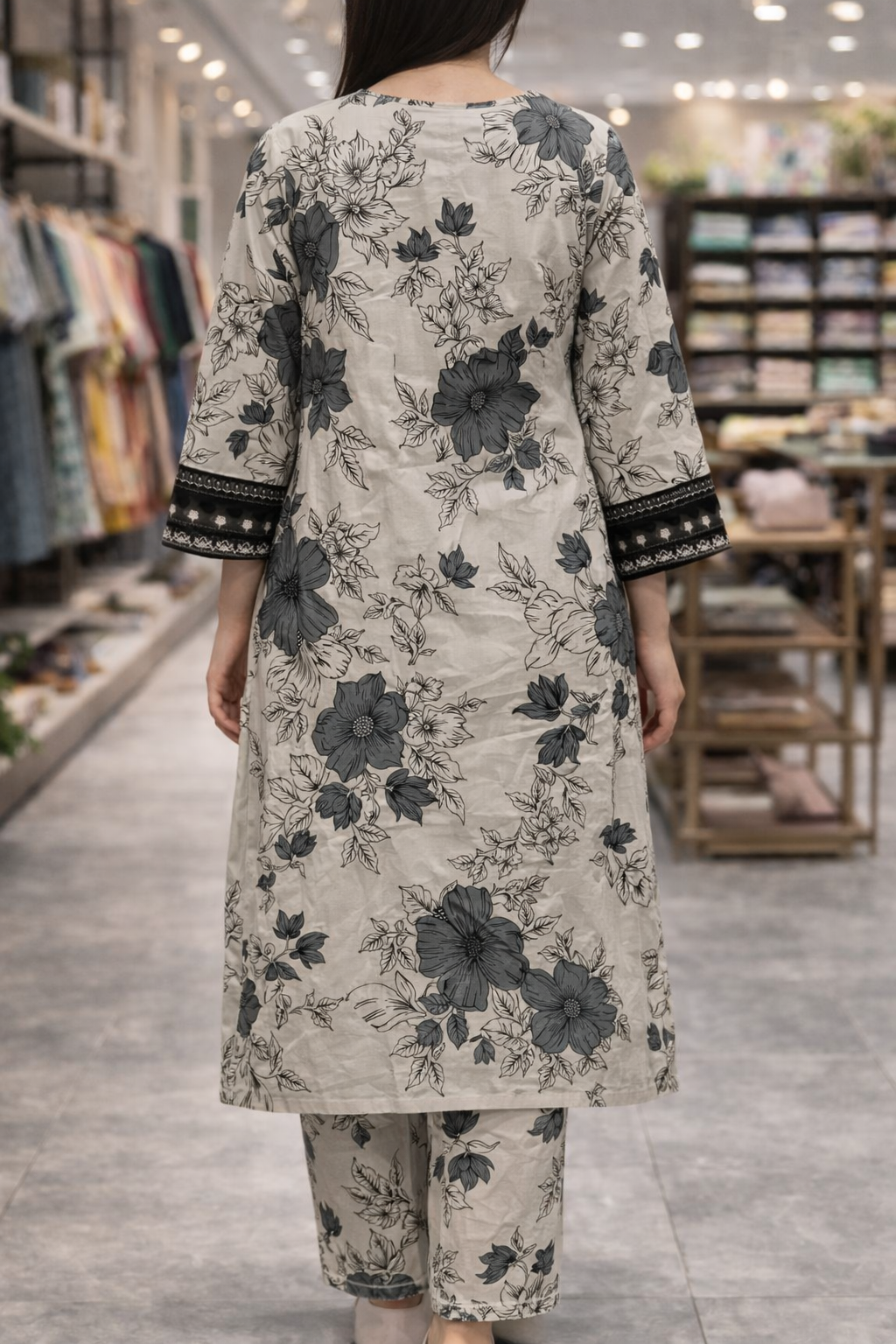 Black Petal Classic Lawn Set