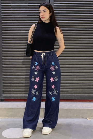 Women's Floral Embroidered Denim Jeans Premium