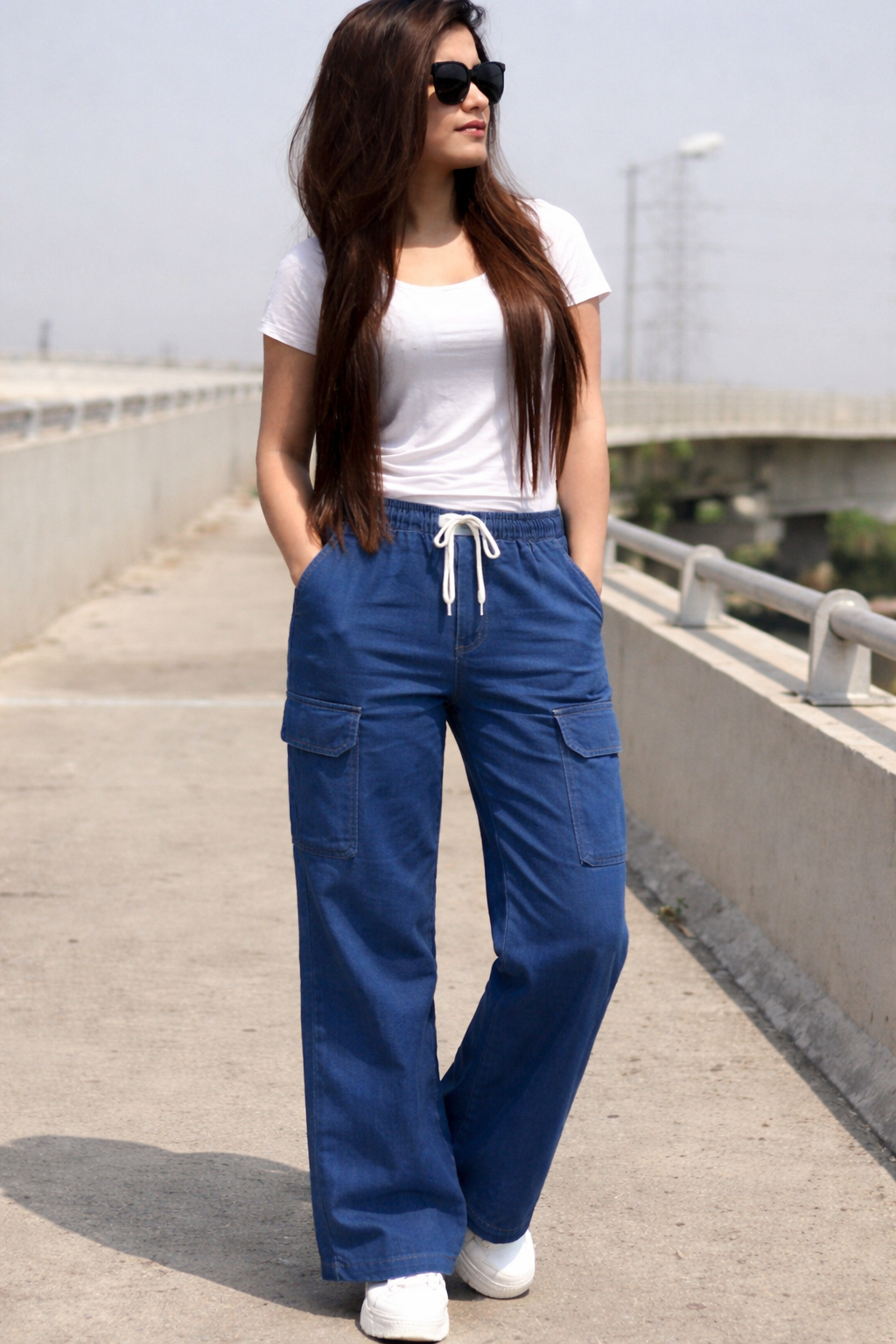 Women's Wide-Leg Cargo Denim